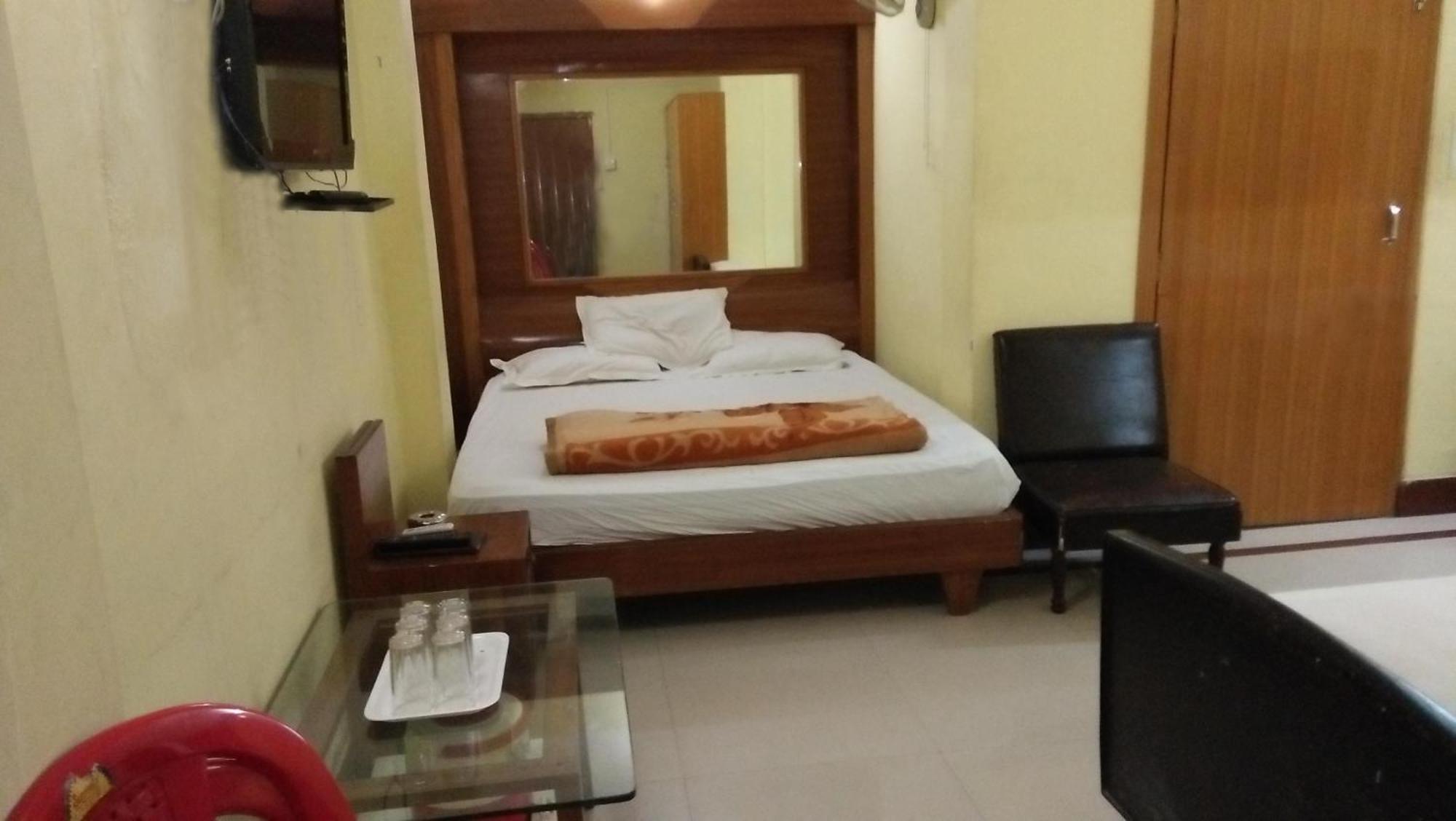 Hotel Dolphin Дигха Экстерьер фото